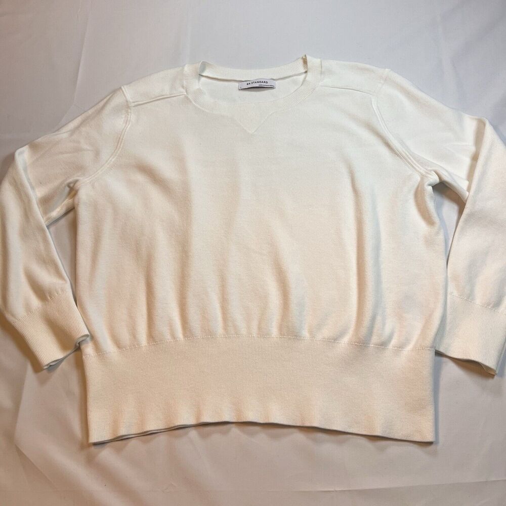 Banana‎ Republic BR Standard Crew Neck White Sweater Women’s Size Large